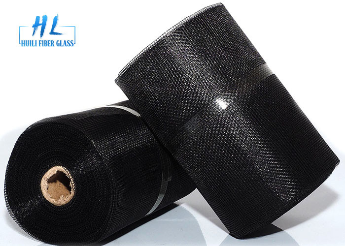 18 * 16 115g الألياف الزجاجية شاشة الحشرات اللون الأسود غير قابلة للاحتراق الصدأ والدليل