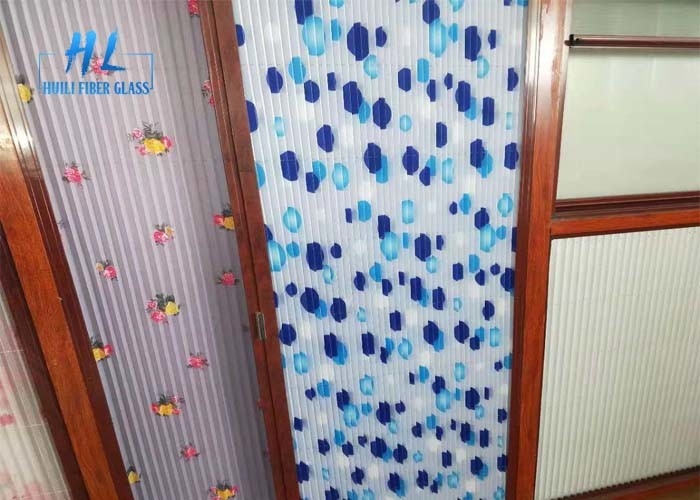 شاشة حشرات البوليستر المخصصة للنوافذ والأبواب مع ارتفاع طي قابل للتعديل