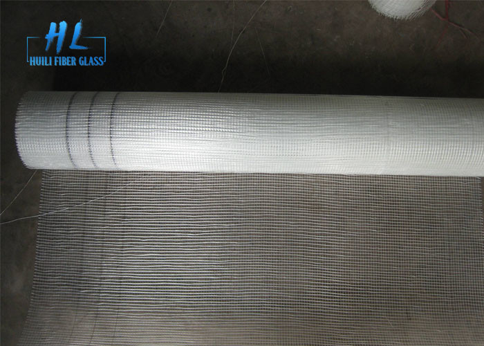تسقيف شبكة الألياف الزجاجية 5 * 5MM 145g / M2 مع الغراء اللاتكس جيد مع الاستقرار جيدة
