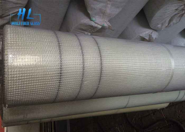 تسقيف شبكة الألياف الزجاجية 5 * 5MM 145g / M2 مع الغراء اللاتكس جيد مع الاستقرار جيدة
