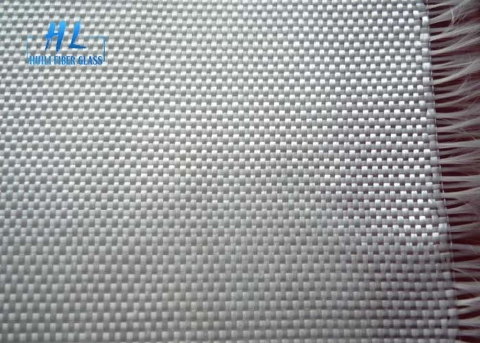 قوة 200gsm نسيج الألياف الزجاجية القماش E الزجاج الخيوط نوع السيليكون مغلفة 20% إطالة