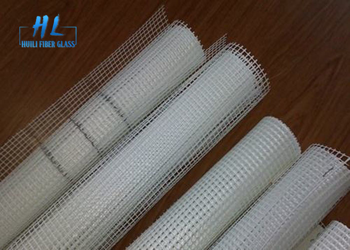 شبكة من ألياف زجاجية ملونة / شبكة من ألياف زجاجية لطول 200m للوحة زجاجية 5 * 5mm ثقوب مربعة