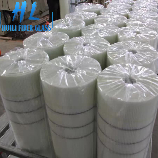 10x10mm اللون الأبيض 110 غرام / M2 شبكة الألياف الزجاجية للرخام ، والخدمة الطويلة في الحياة