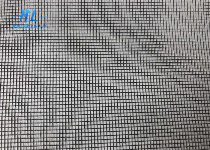 48ft * 100ft البلاستيكية المغلفة 105 جرام الفيبرجلاس شبكة البعوض اللون الأسود 18 * 16