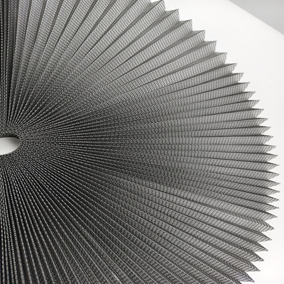 عرض البليس 0.5-3.5m 18 X 16 شبكة شاشة ذبابة مطوية لشاشة باب الفناء
